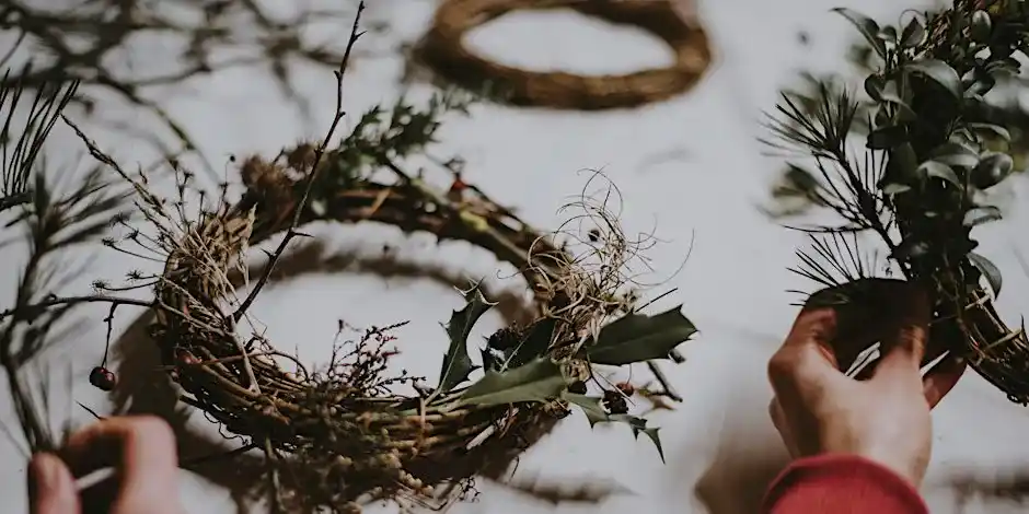 7+ Workshop 'natural Decorations' - College Lake, Saturday 06 December