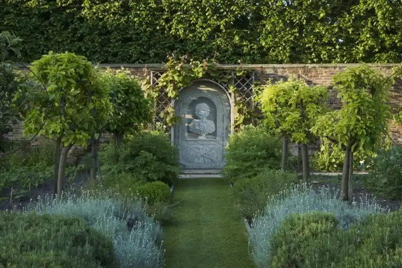 Bledlow Manor - National Open Gardens