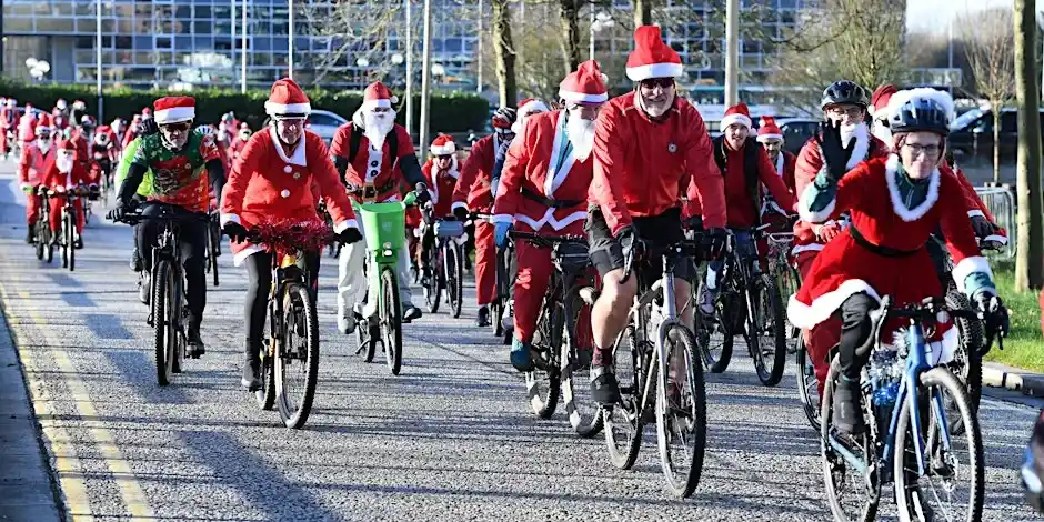 Cycling Santas Mk