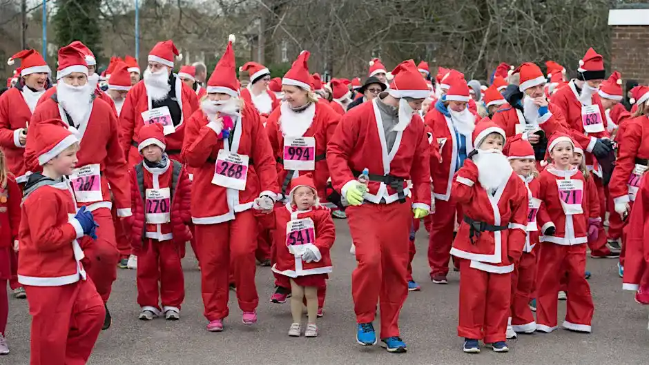 Fnhc Haddenham Santa Dash
