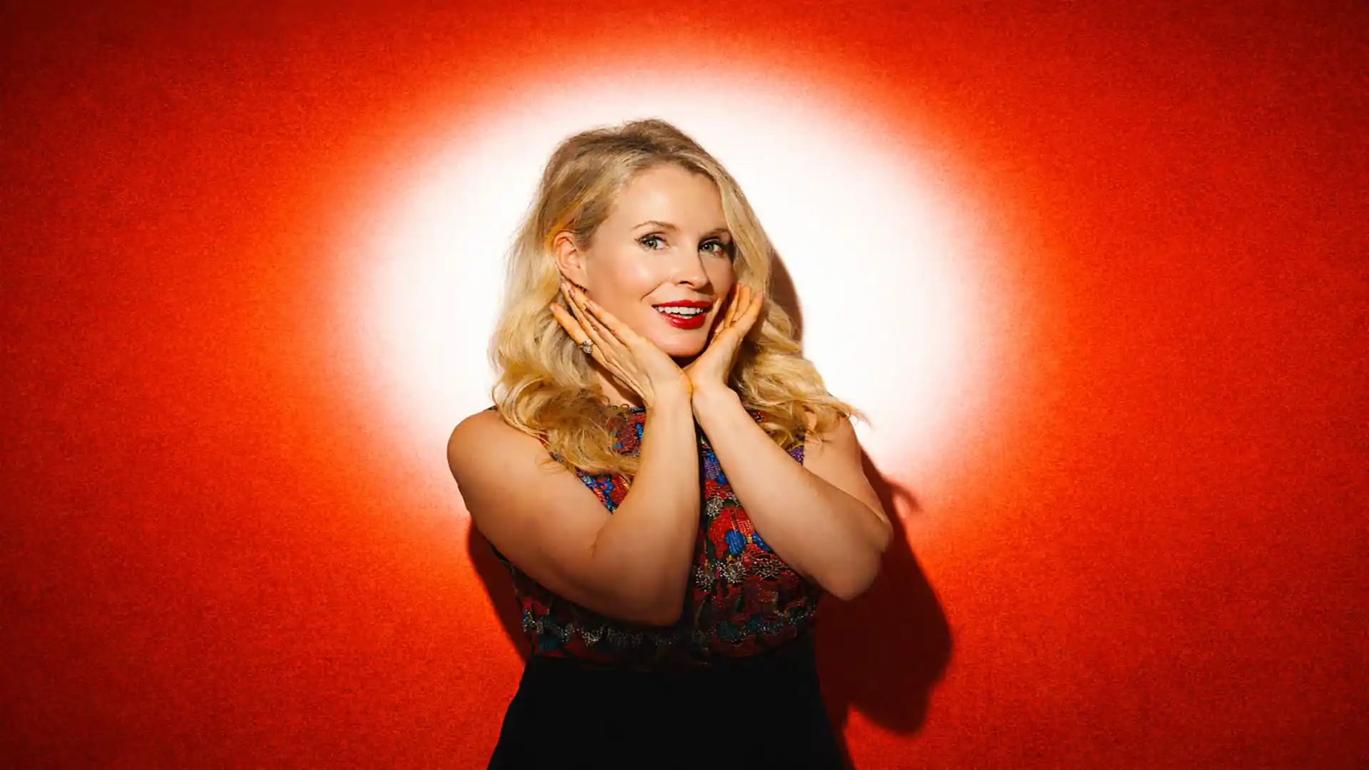 Lucy Beaumont - Bad At Quiz Shows, Good With Weirdos