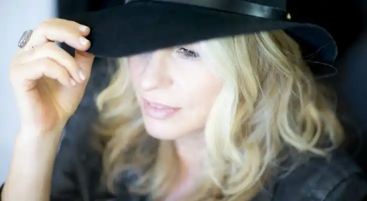 Vonda Shepard