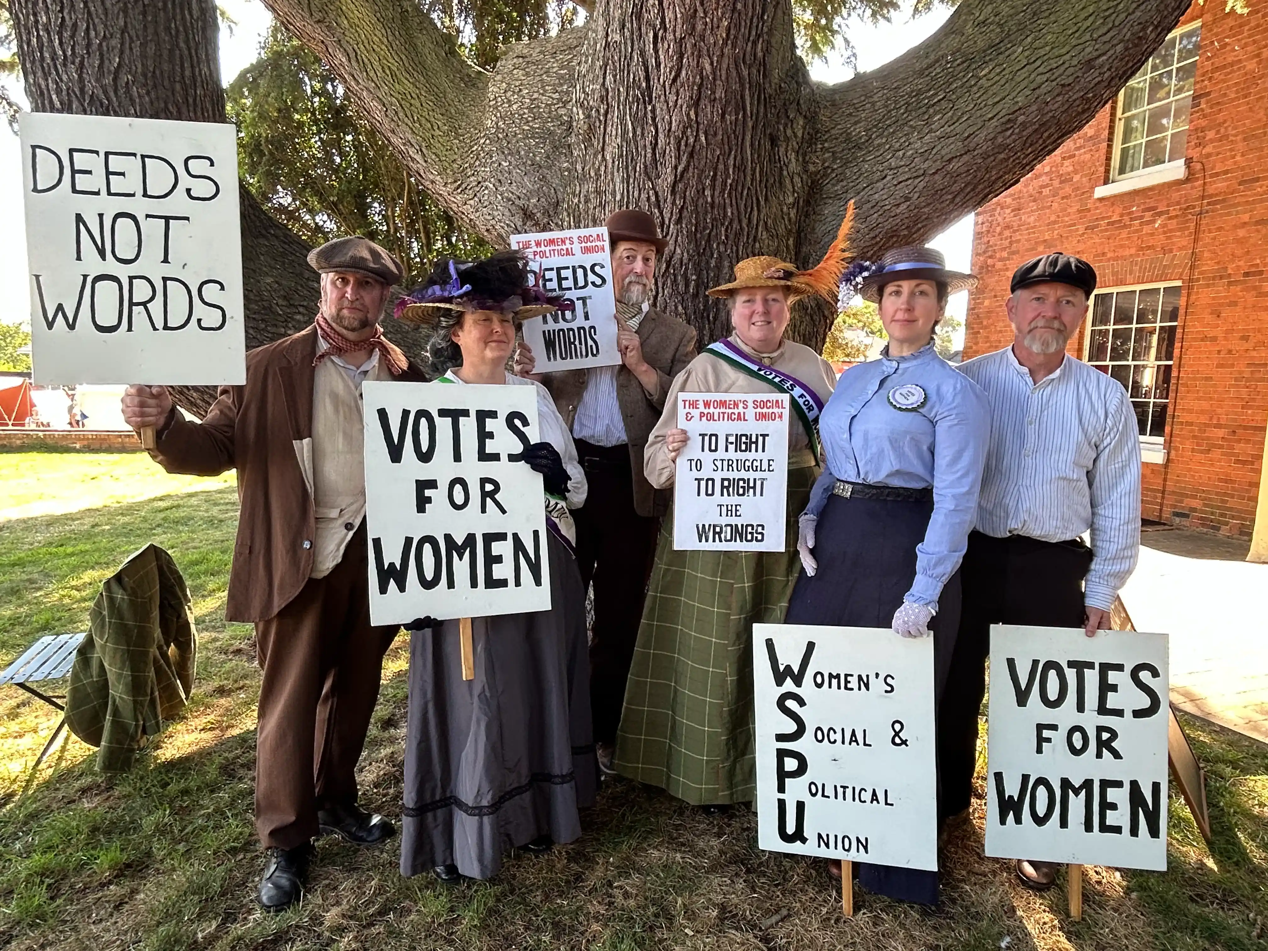 Women&rsquo;s voting protestors at Milton Keynes Museum&rsquo;s History Festival