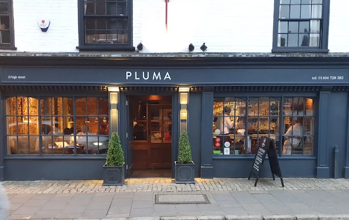 Pluma Prize